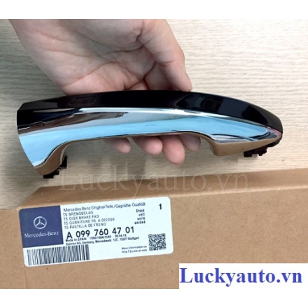 Tay mở cửa ngoài trước trái xe Mercedes C300 đời 2016_ 0997604701